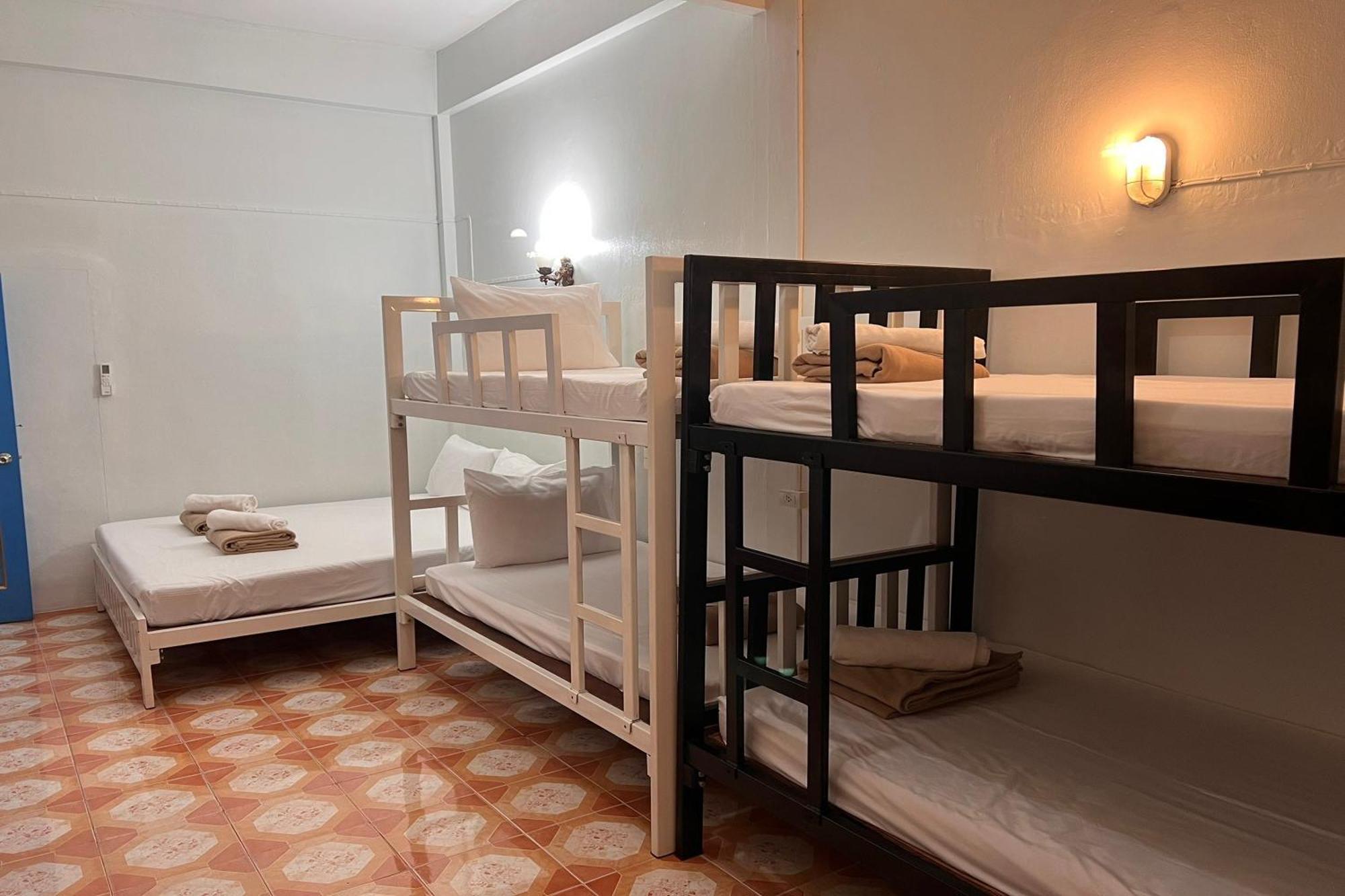 Phuket Old Town Hostel Dış mekan fotoğraf